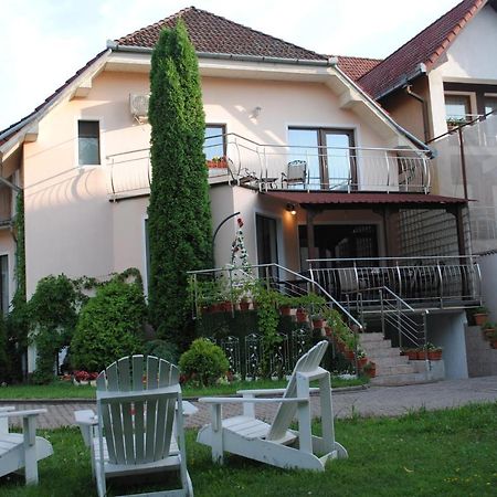 Hotel Flora Luxury House Sighişoara Exterior foto