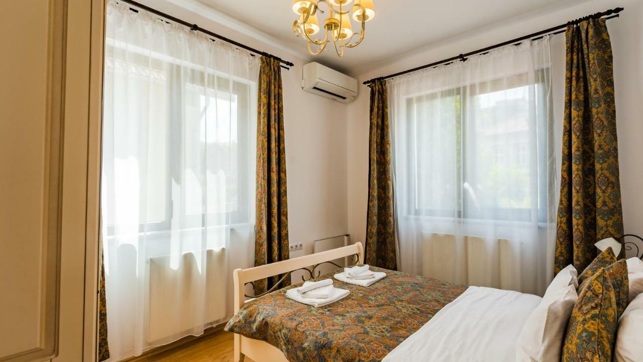 Hotel Flora Luxury House Sighişoara Exterior foto